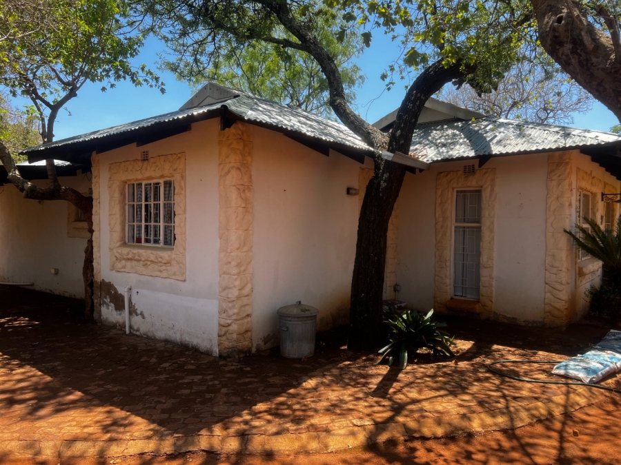 Commercial Property for Sale in De Wildt North West